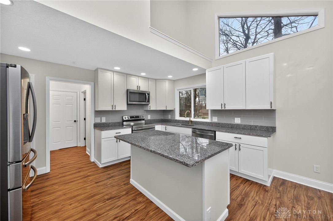 811 Wind Bluff Point Springboro, OH 45066 - Photo 18 of 70