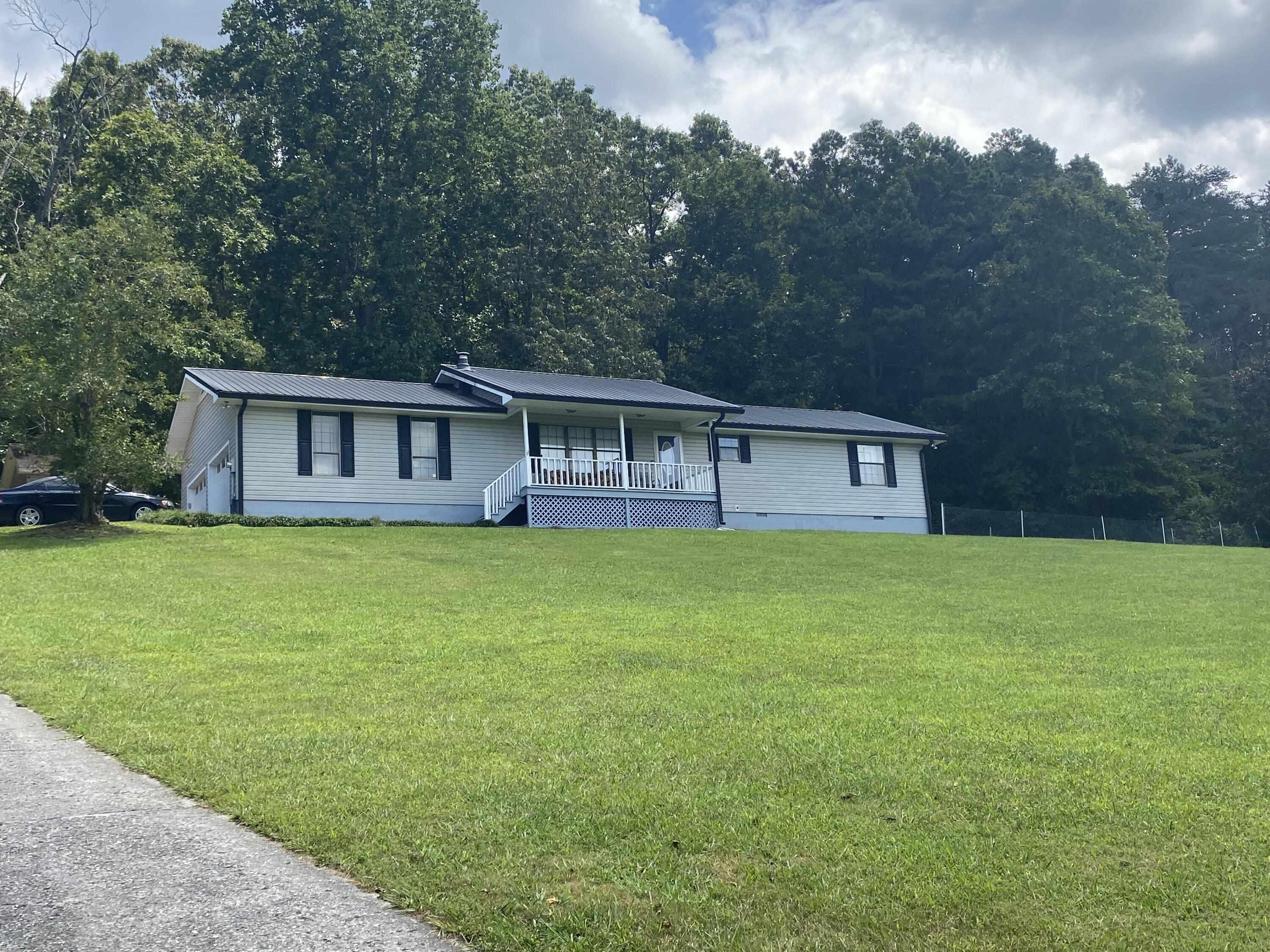 426 Bonifacious Road Tunnel Hill, GA 30755 - Photo 1 of 26 savannahcoverhouse