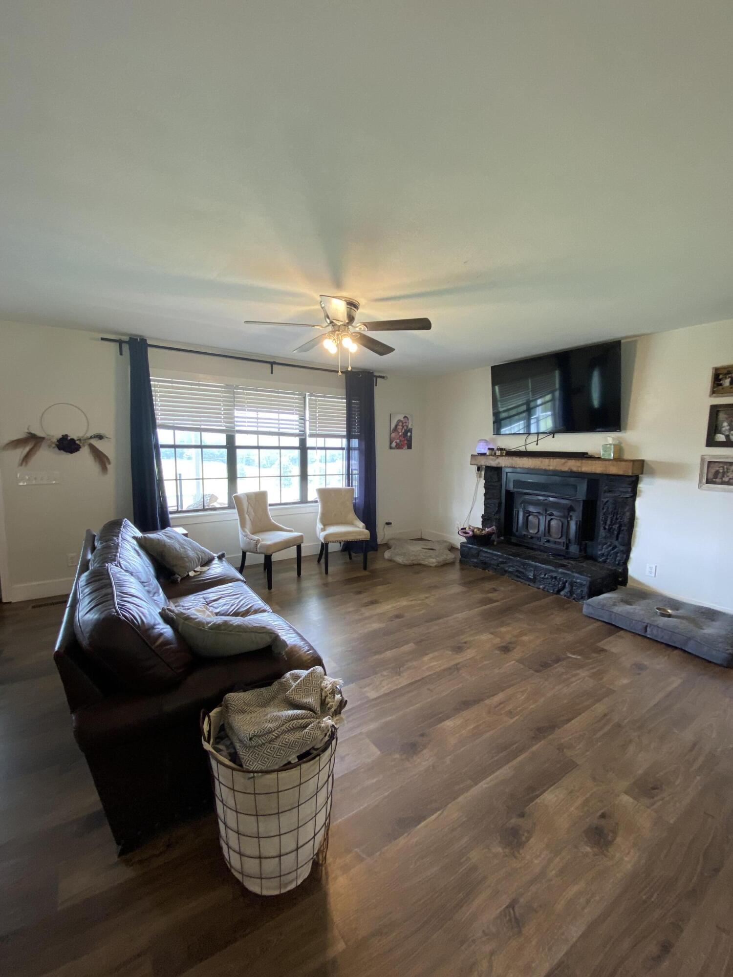 426 Bonifacious Road Tunnel Hill, GA 30755 - Photo 7 of 26 IMG-1674