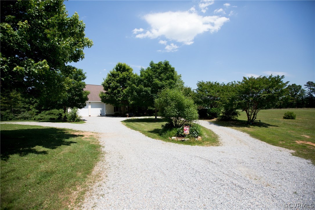 301 Slaughter Road Keysville, VA 23947 - Photo 4 of 50