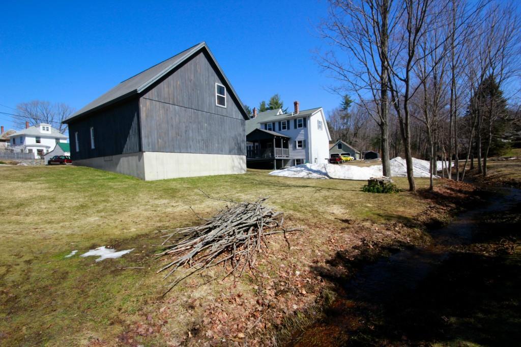 11 George Street Springvale, ME 04083 - Photo 4 of 32 Photo