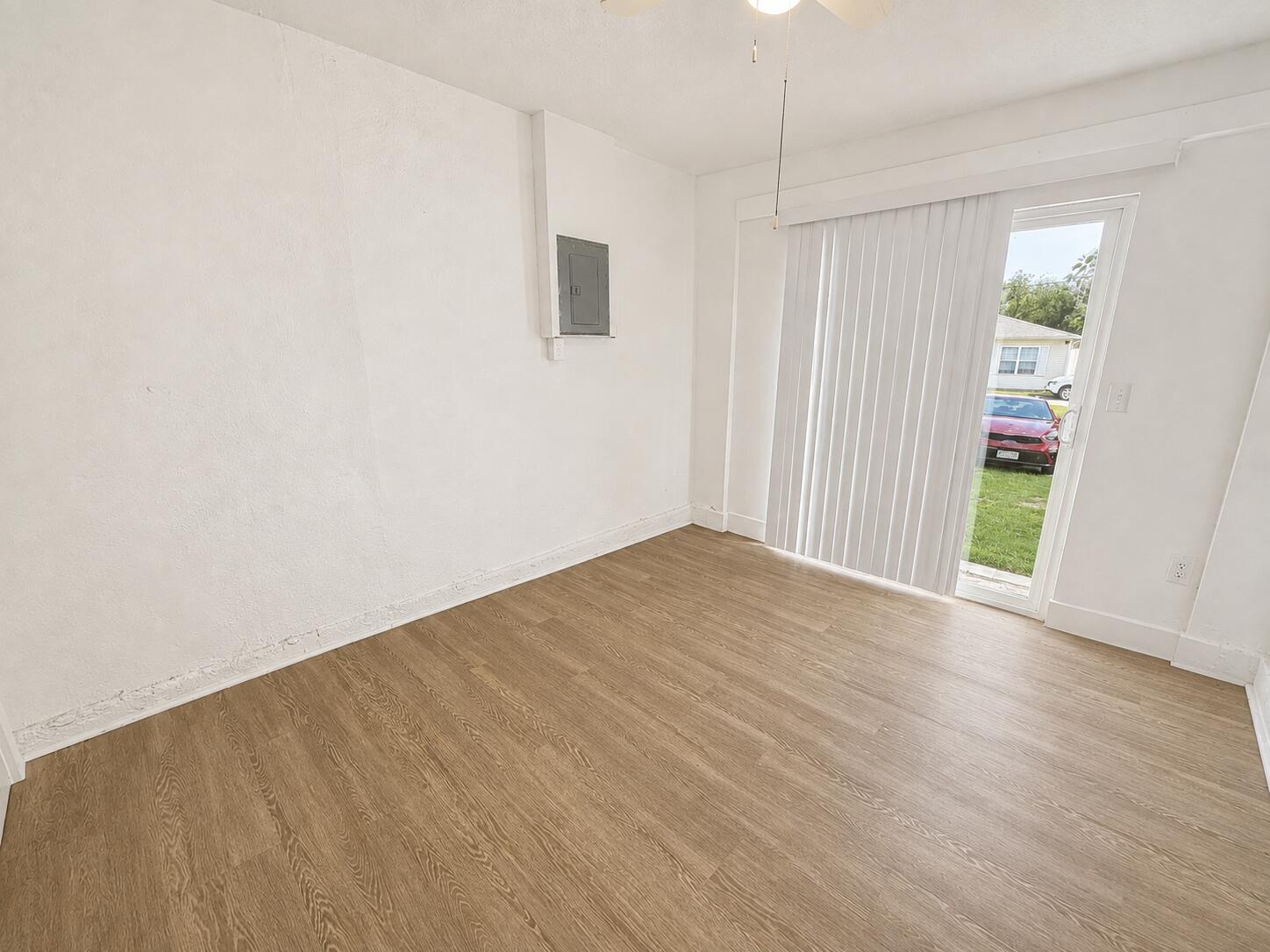 1127 East Pacific Street Springfield, MO 65803 - Photo 13 of 19 Office 01a