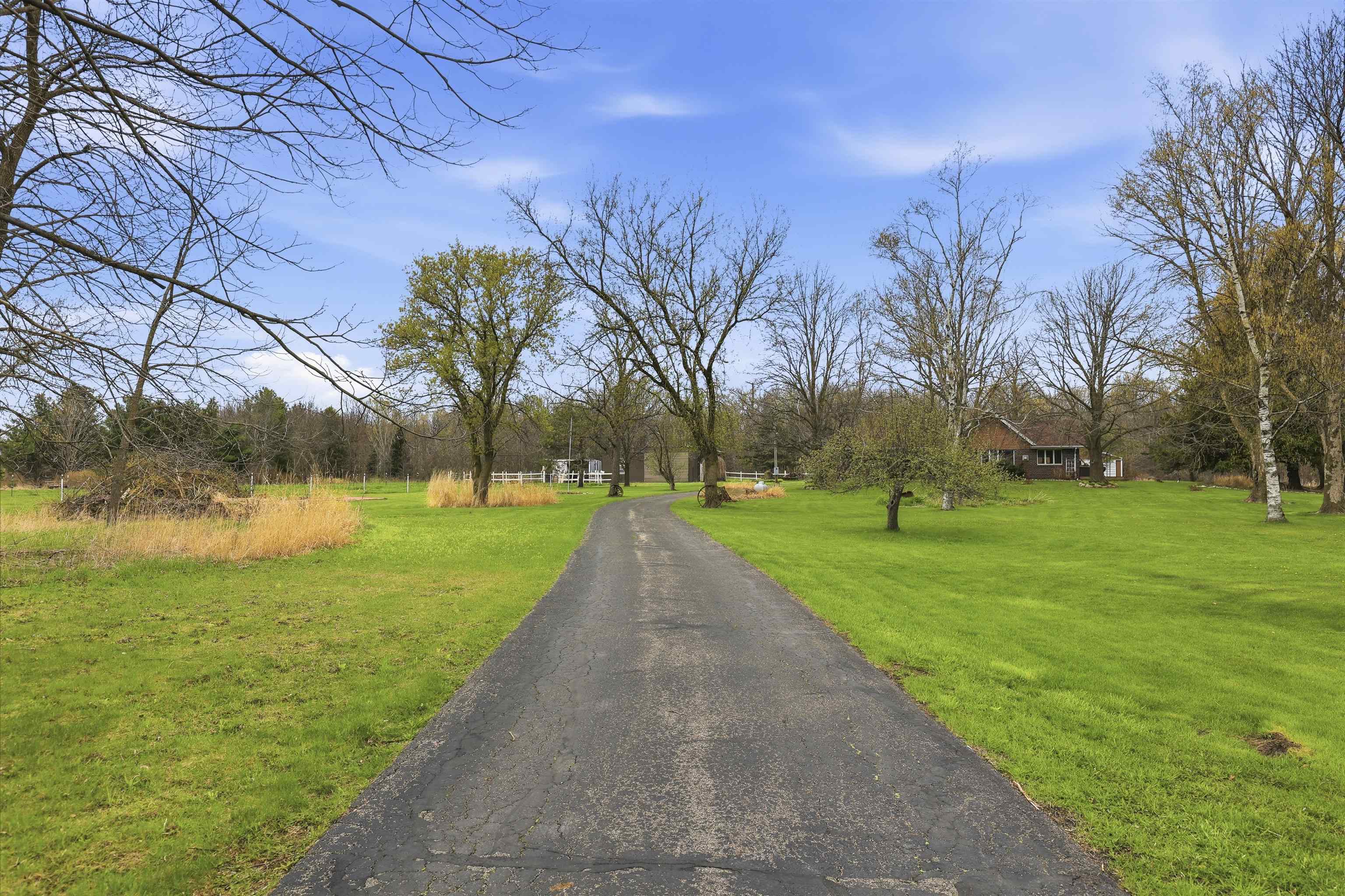 N5155 French Road Seymour, WI 54165 - Photo 2 of 59