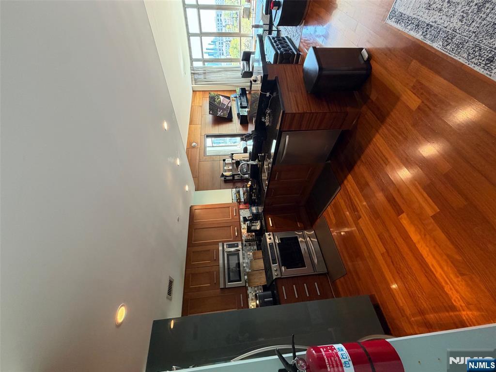 8100 River Road, Unit 602 North Bergen, NJ 07047 - Photo 21 of 23