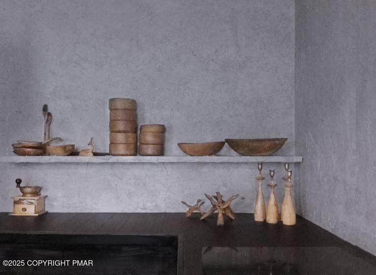 169 Saunders Drive Bushkill, PA 18324 - Photo 11 of 100 a living room with furniture