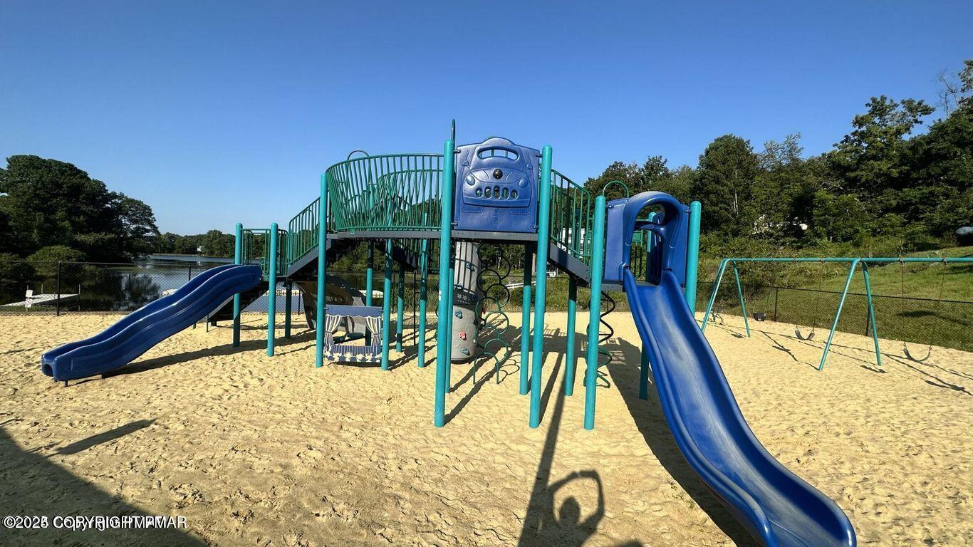 169 Saunders Drive Bushkill, PA 18324 - Photo 97 of 100 PM-112251_82