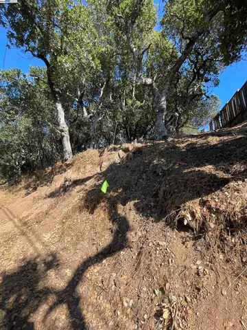 $135,000 | 5555 Leona Street, Oakland, CA 94605