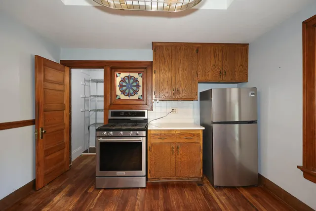 $239,900 | 2715 East Park Place, Unit A, Milwaukee, WI 53211