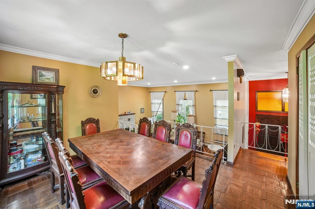 249 Knickerbocker Road Englewood, NJ 07631 - Photo 9 of 34 Gallery Image 9