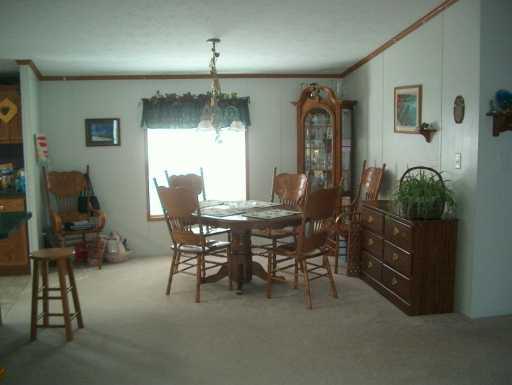 60 Meadow Road Burgettstown, PA 15021 - Photo 3 of 7