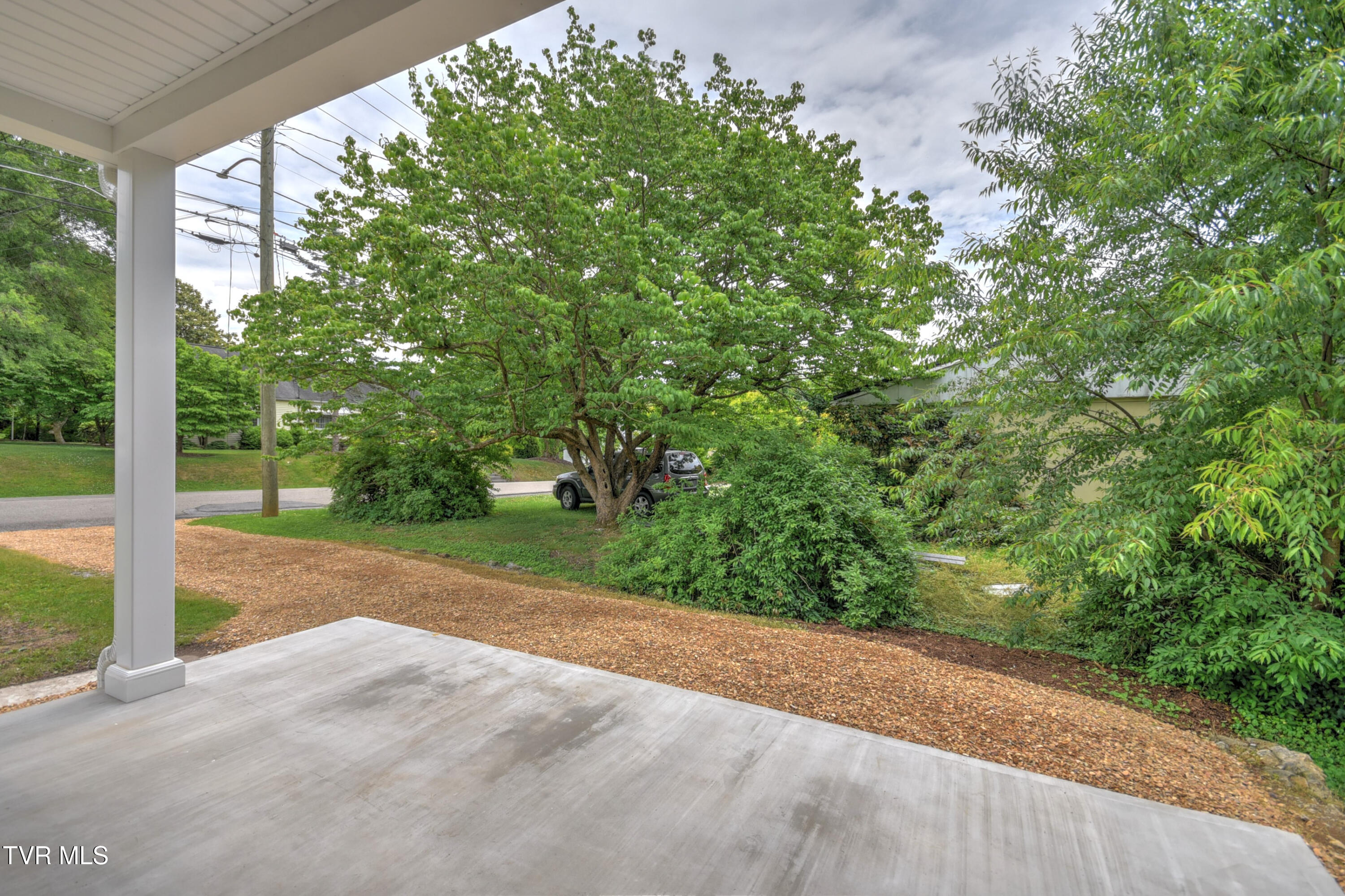 268 Cherokee Road Bristol, VA 24201 - Photo 31 of 43 2678 Cherokee DB-34