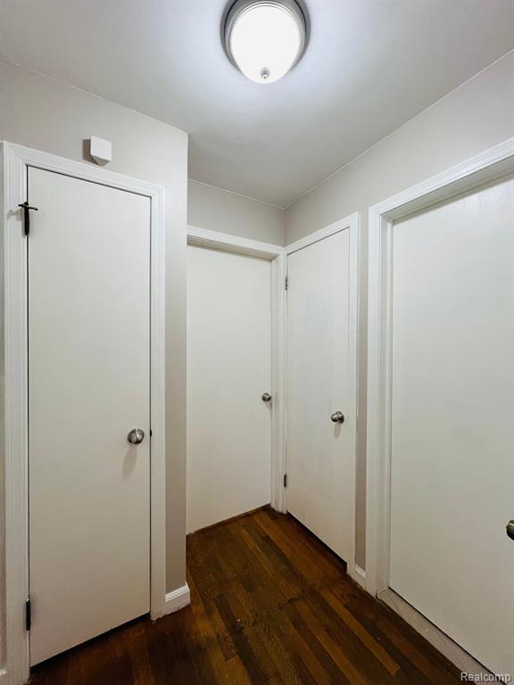 16344 East 10 Mile Road Eastpointe, MI 48021 - Photo 11 of 39 Gallery Image 11