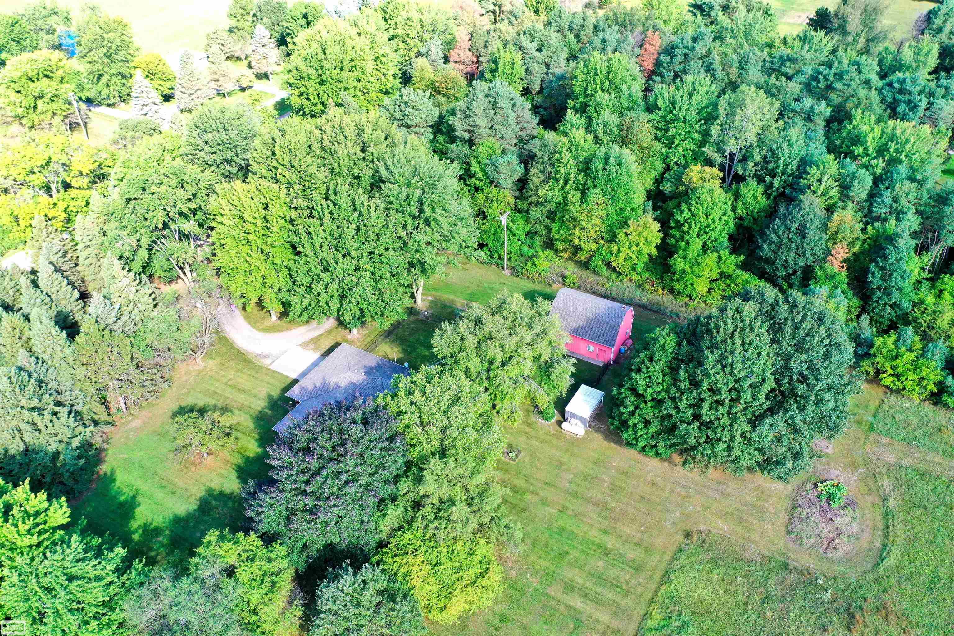61900 Bates Road New Haven, MI 48048 - Photo 36 of 43 50090471-35.JPG