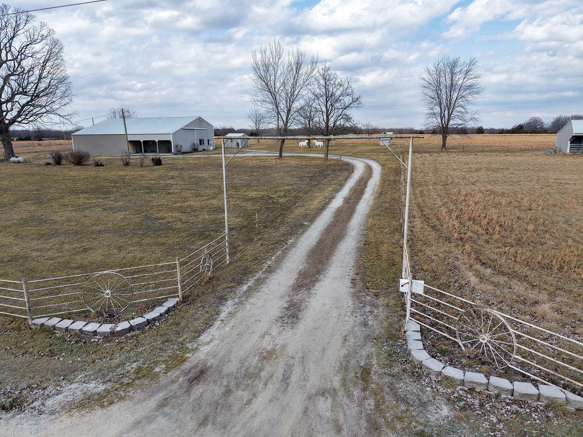 491 Sparrowhawk Road Fordland, MO 65652 - Photo 2 of 55 IndyV Sparrowhawk (5)