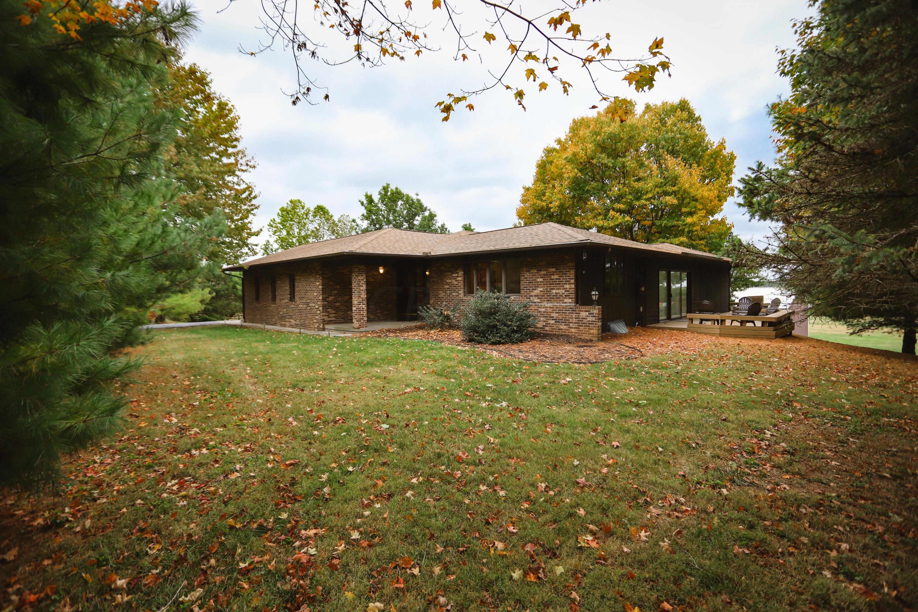 2480 Pickerington Road Carroll, OH 43112 - Photo 2 of 76