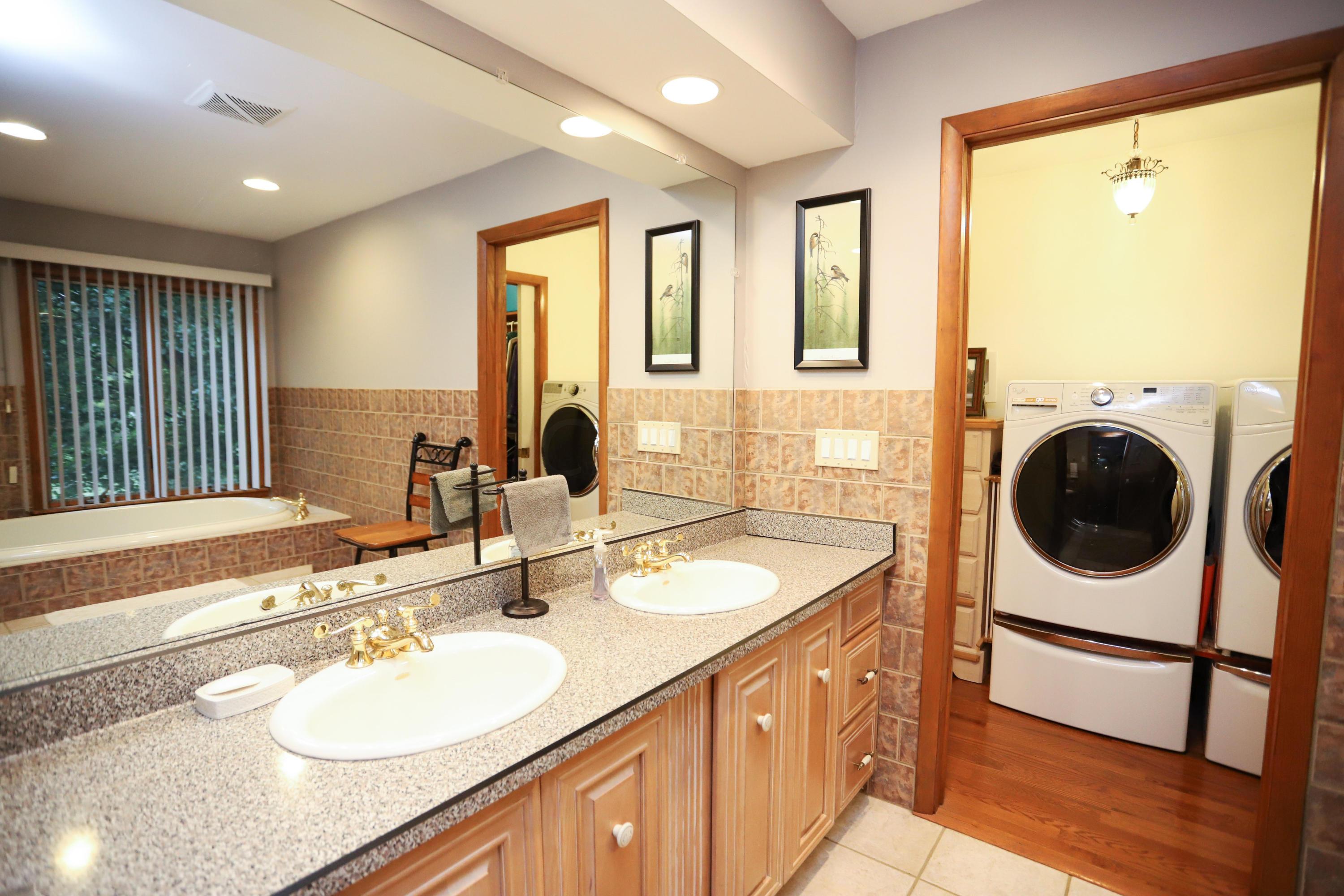2480 Pickerington Road Carroll, OH 43112 - Photo 40 of 76