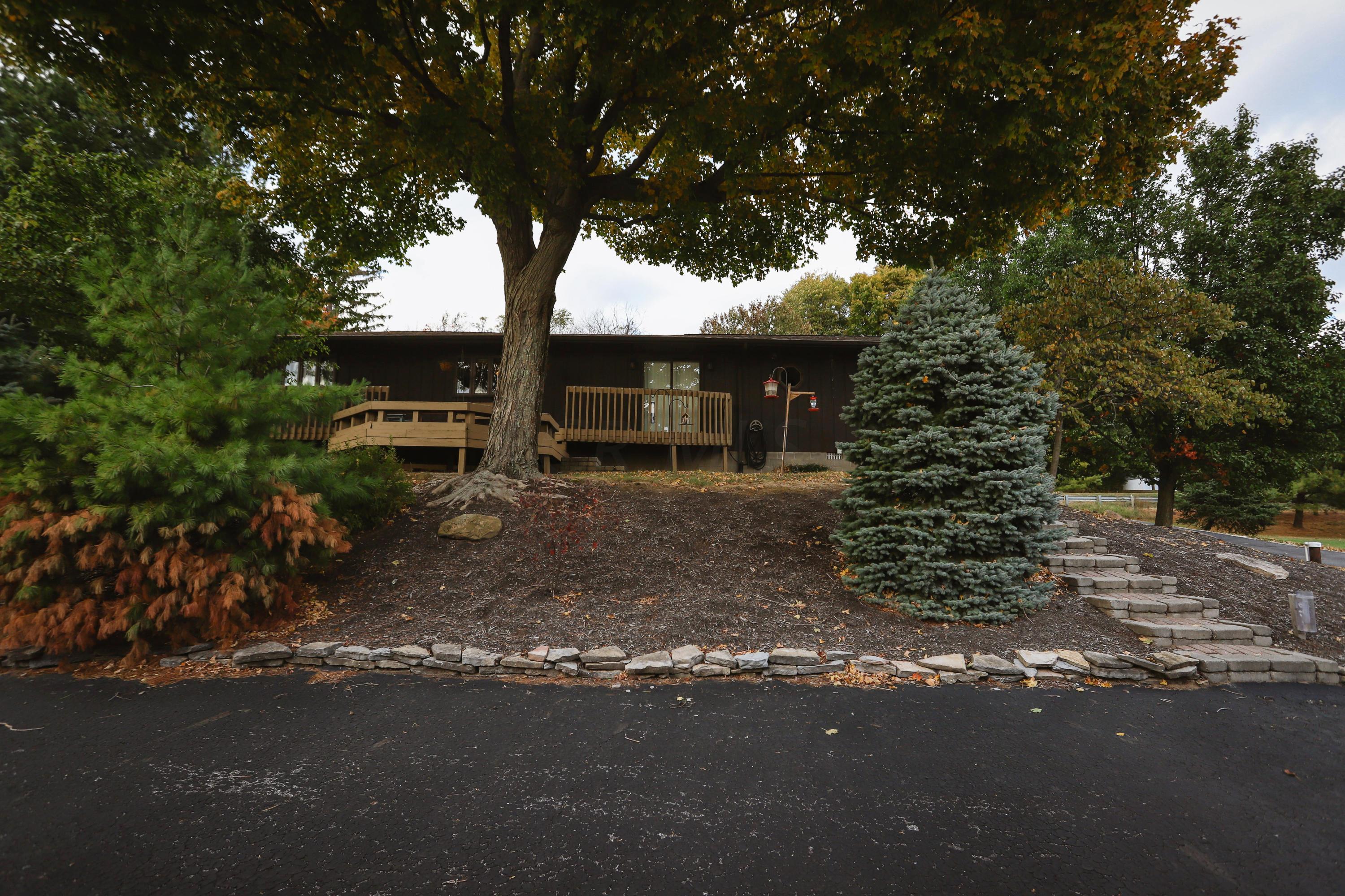 2480 Pickerington Road Carroll, OH 43112 - Photo 4 of 76