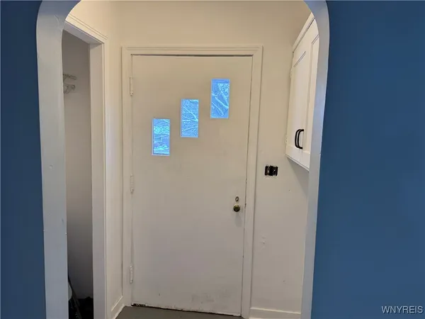 $299,000 | 6467 Chestnut Ridge Road, Orchard Park, NY 14127