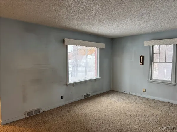 $299,000 | 6467 Chestnut Ridge Road, Orchard Park, NY 14127