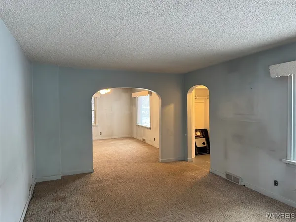 $299,000 | 6467 Chestnut Ridge Road, Orchard Park, NY 14127