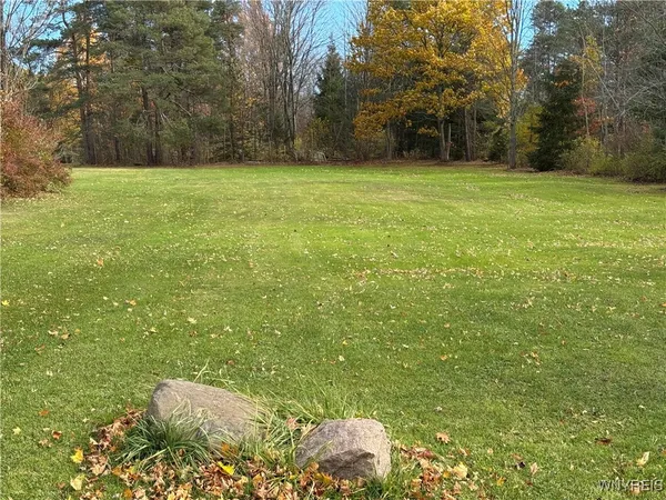 $299,000 | 6467 Chestnut Ridge Road, Orchard Park, NY 14127