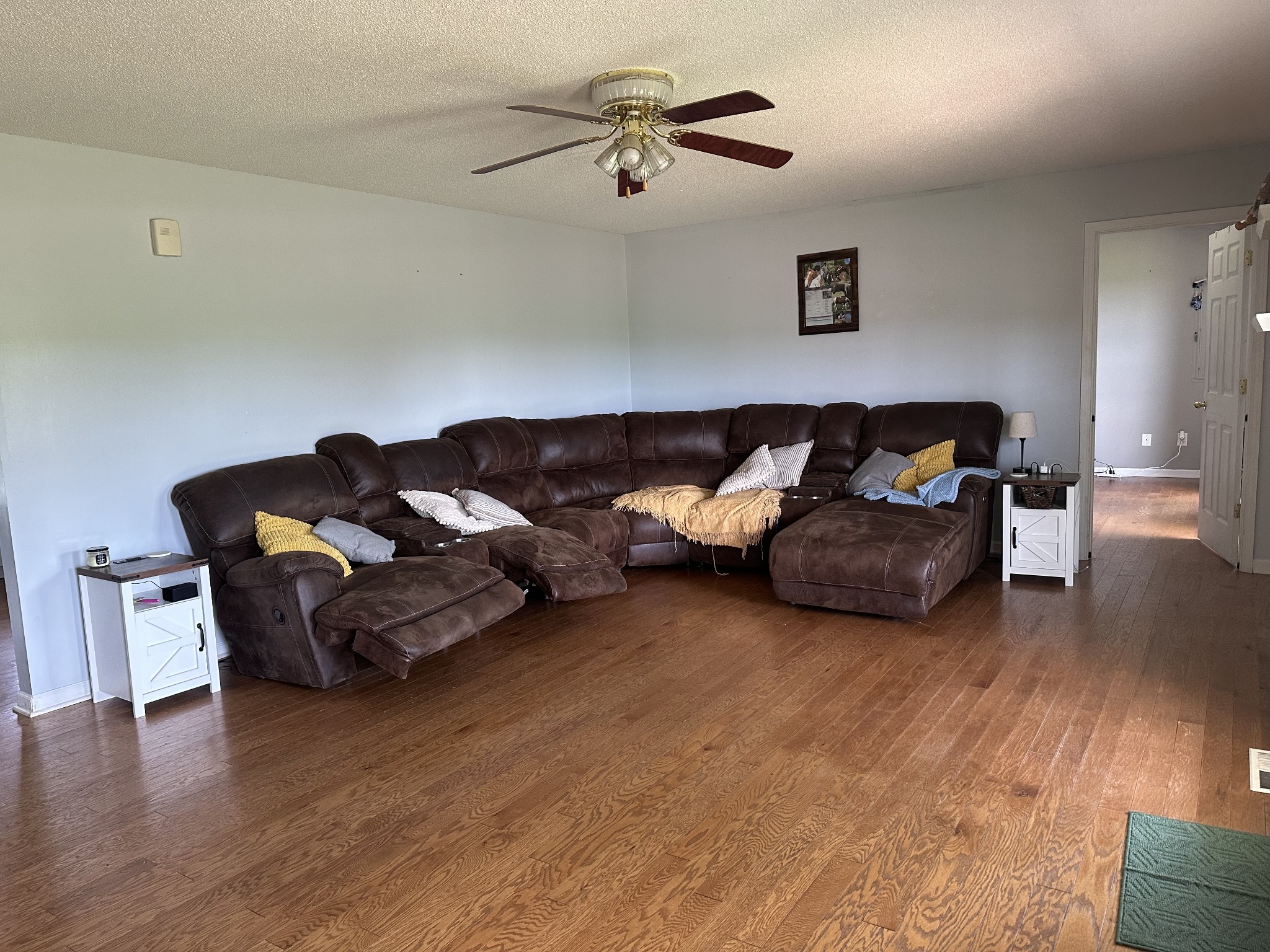 1318 Dugout Road Summertown, TN 38483 - Photo 16 of 41 Gallery Image 16