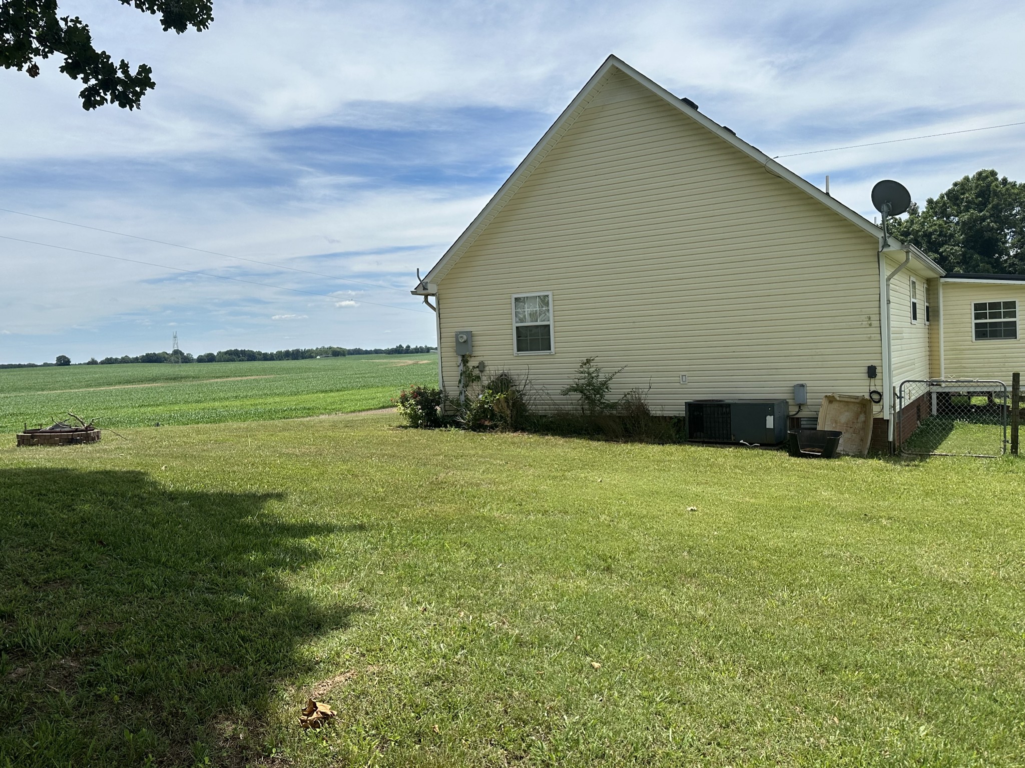 1318 Dugout Road Summertown, TN 38483 - Photo 8 of 41 Gallery Image 8
