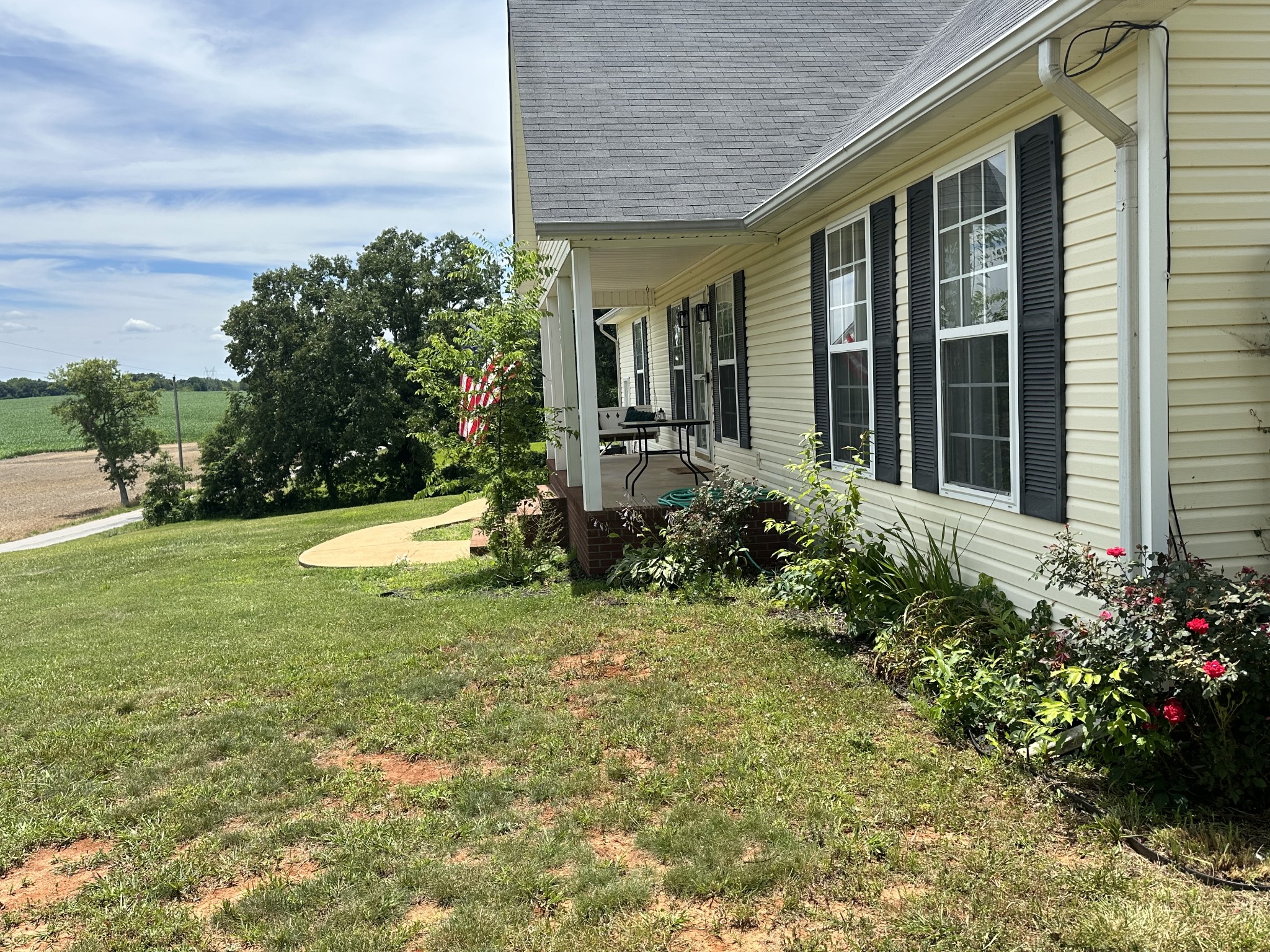 1318 Dugout Road Summertown, TN 38483 - Photo 9 of 41 Gallery Image 9