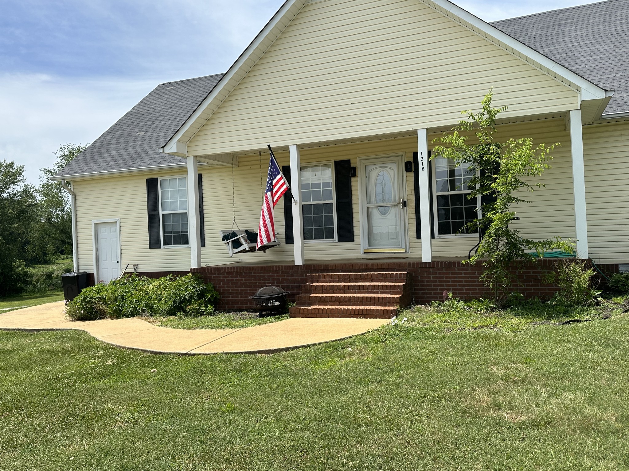 1318 Dugout Road Summertown, TN 38483 - Photo 10 of 41 Gallery Image 10