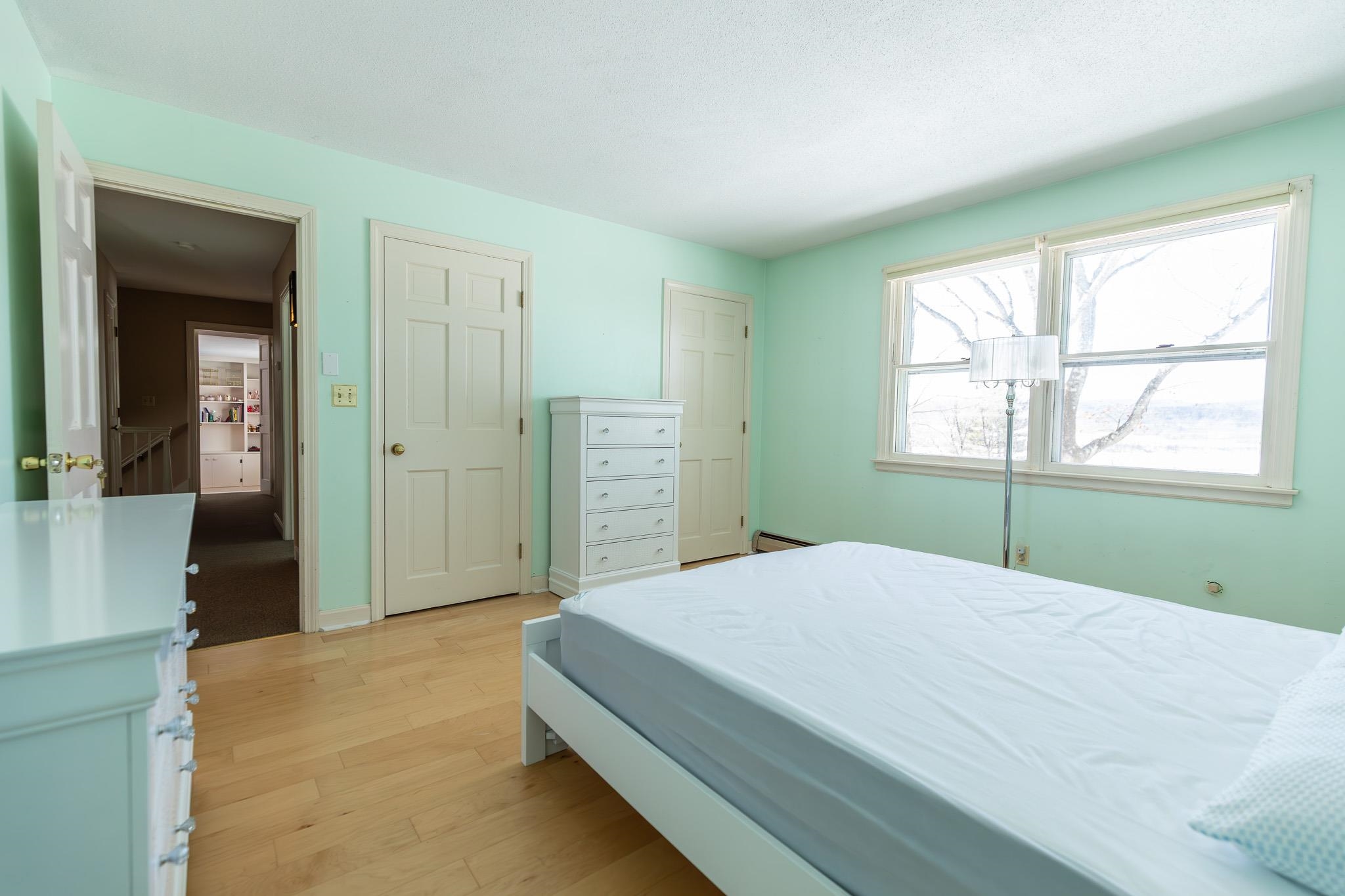 89 Butler Avenue Hinsdale, NH 03451 - Photo 23 of 46