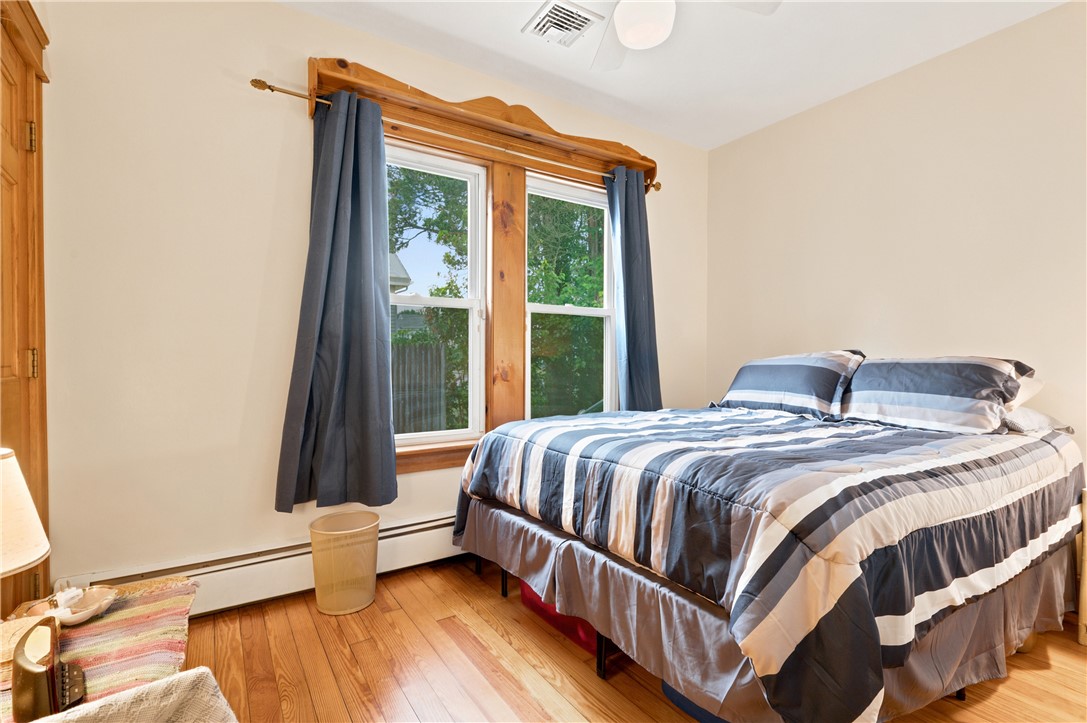 195 Elmore Avenue Woonsocket, RI 02895 - Photo 18 of 41