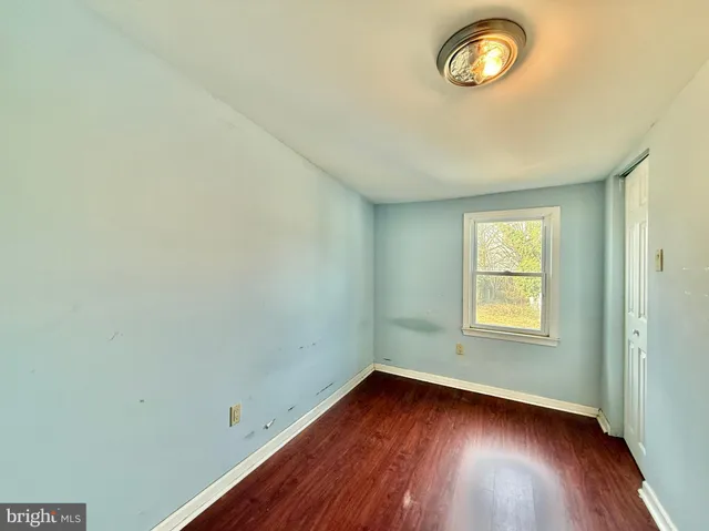 $69,900 | 187 7th Street, Salem, NJ 08079