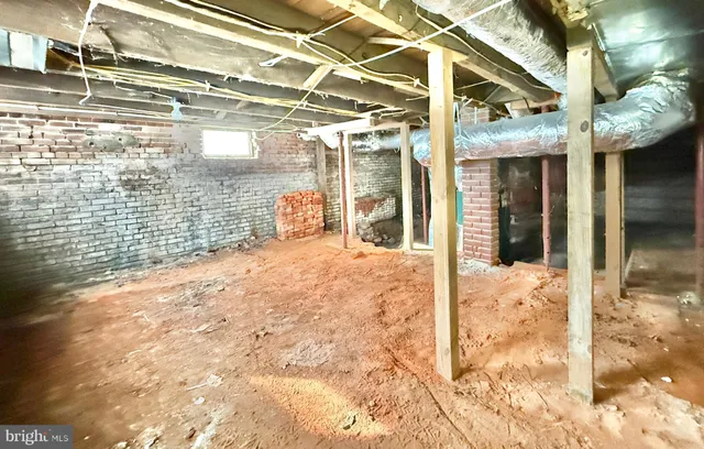 $69,900 | 187 7th Street, Salem, NJ 08079