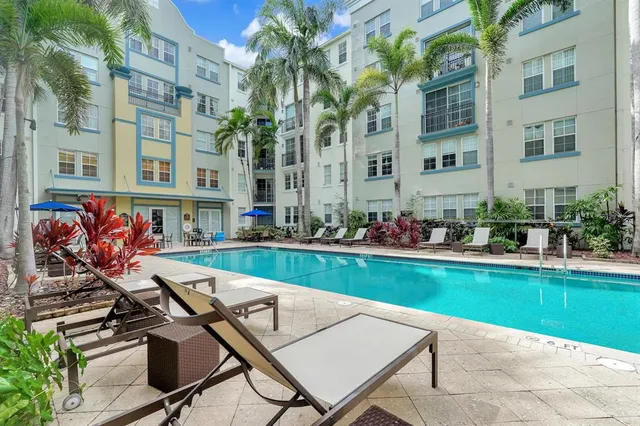 $305,000 | 533 Northeast 3rd Avenue, Unit 230, Fort Lauderdale, FL 33301