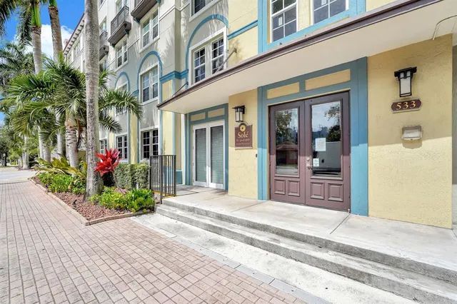 $305,000 | 533 Northeast 3rd Avenue, Unit 230, Fort Lauderdale, FL 33301