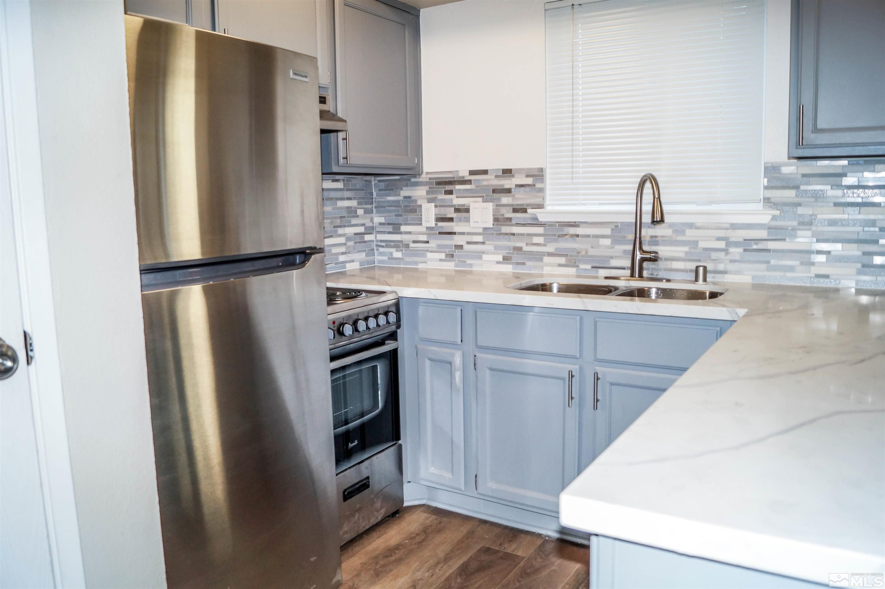 630 1/2 Valley Road, Unit B Reno, NV 89512 - Photo 4 of 23 Photo 5