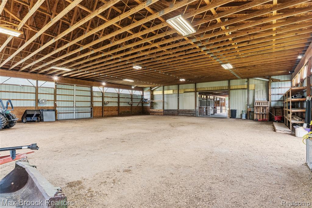 2566 North 5 Mile Road Midland, MI 48642 - Photo 57 of 60