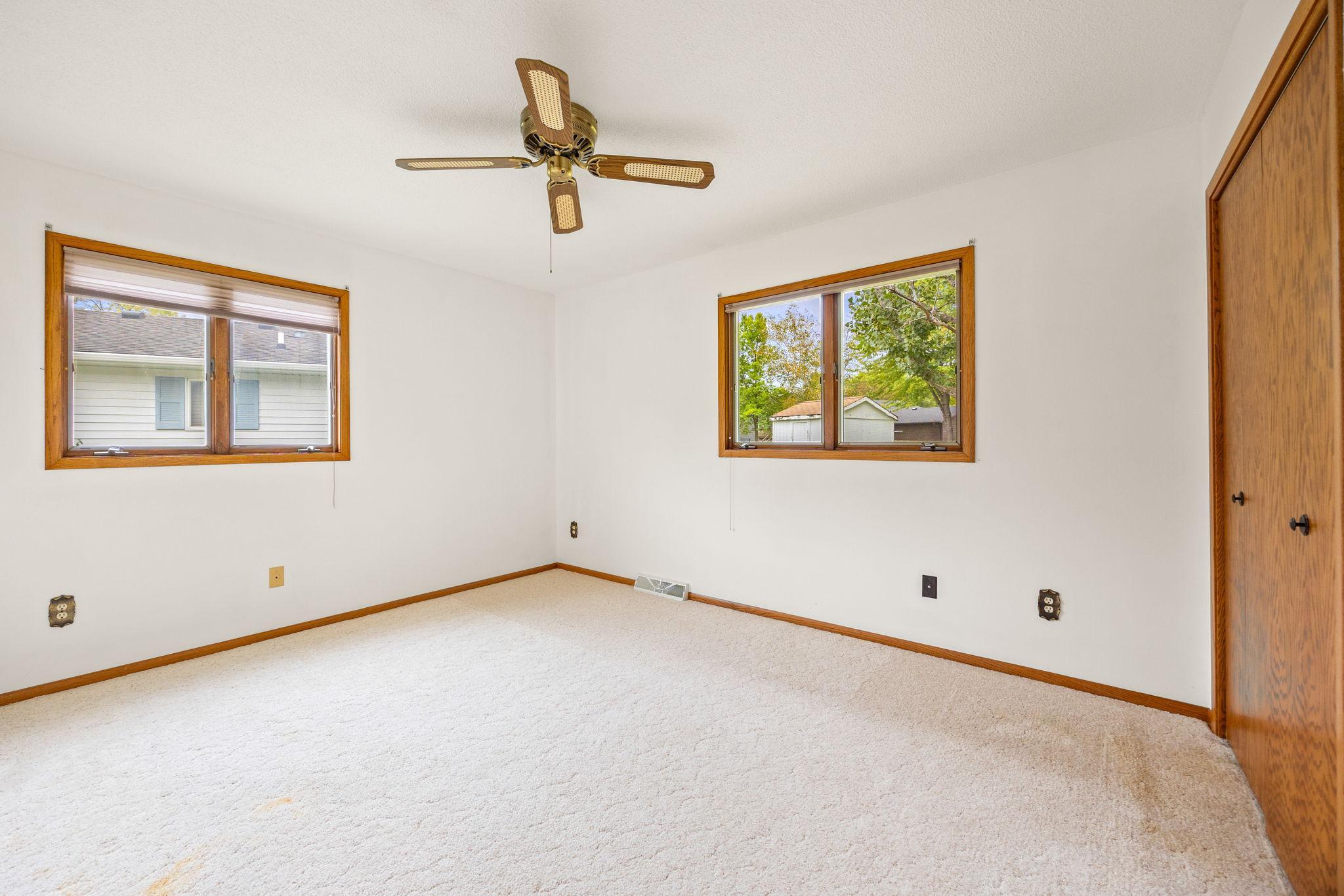318 Stoney Point Road Southwest Hutchinson, MN 55350 - Photo 11 of 15 Gallery Image 11