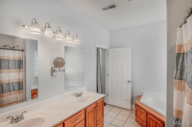 $269,900 | 185 Spring Avenue, Holts Summit, MO 65043