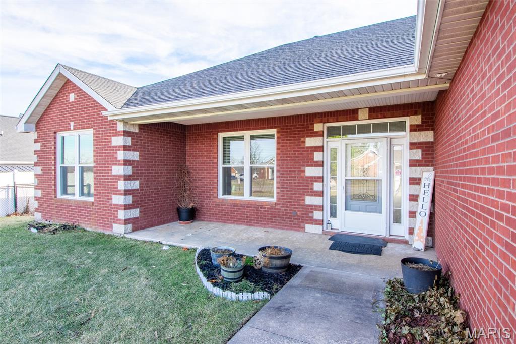 185 Spring Avenue Holts Summit, MO 65043 - Photo 2 of 27