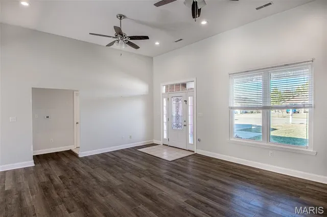 $269,900 | 185 Spring Avenue, Holts Summit, MO 65043