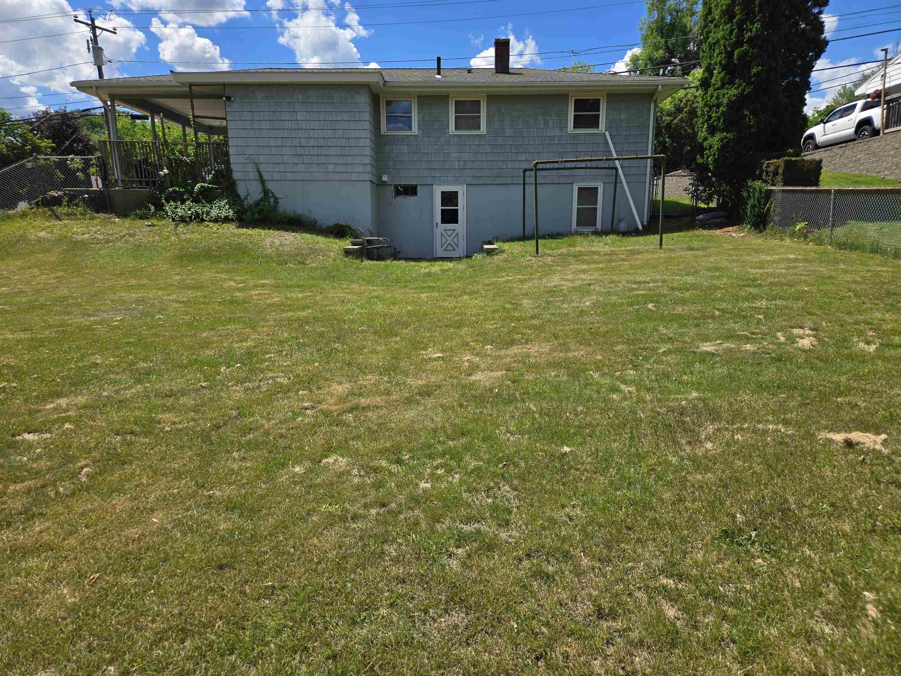 384 Huse Road Manchester, NH 03103 - Photo 12 of 16