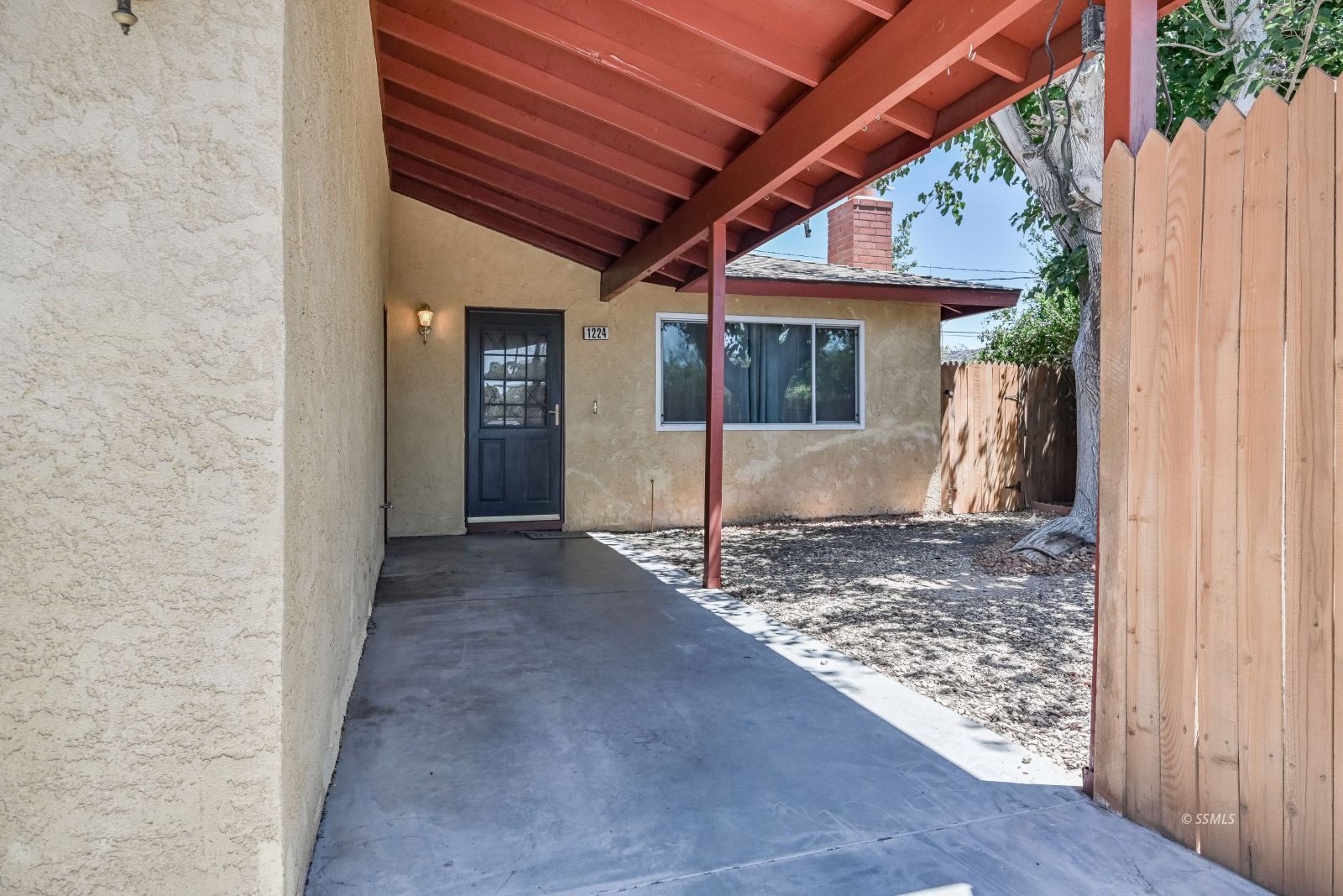 1224 West Iowa Avenue Ridgecrest, CA 93555 - Photo 3 of 22