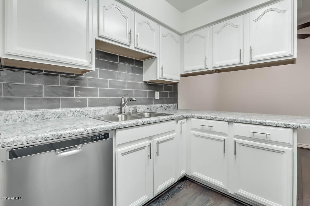 1860 East Inverness Avenue Mesa, AZ 85204 - Photo 15 of 29 15-Inverness