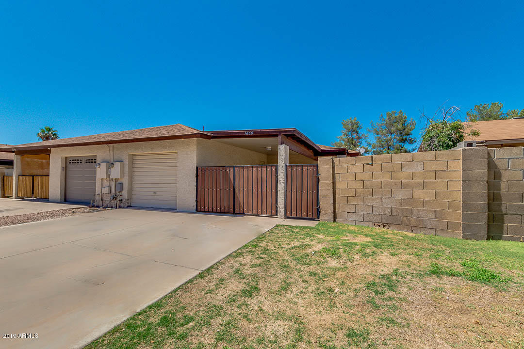 1860 East Inverness Avenue Mesa, AZ 85204 - Photo 3 of 29 03-Inverness