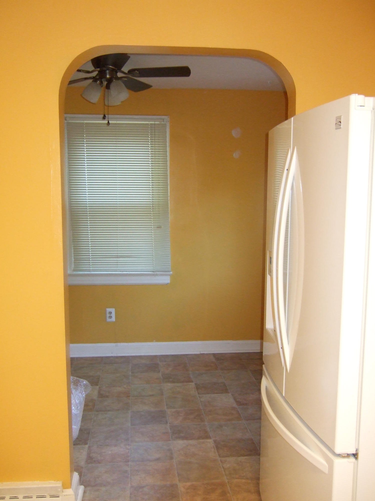 2367 Idavere Road Southwest Roanoke, VA 24015 - Photo 21 of 26 Breakfast/dining nook