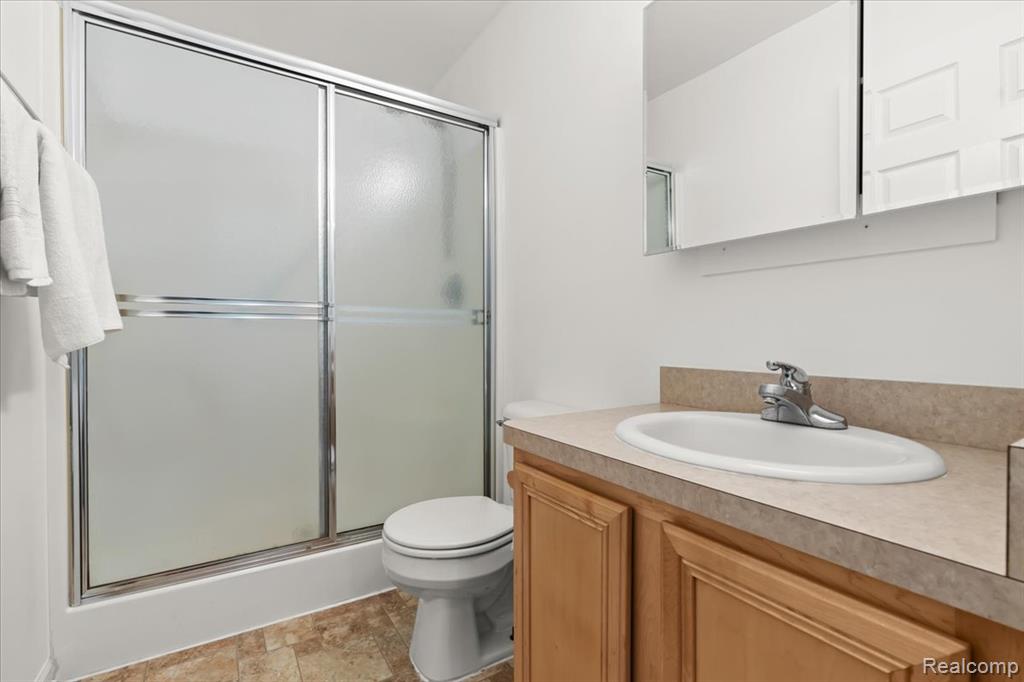 4685 Summer Ridge Drive Howell, MI 48843 - Photo 18 of 27