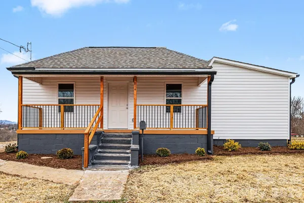 $239,900 | 214 Eastview Street, Morganton, NC 28655