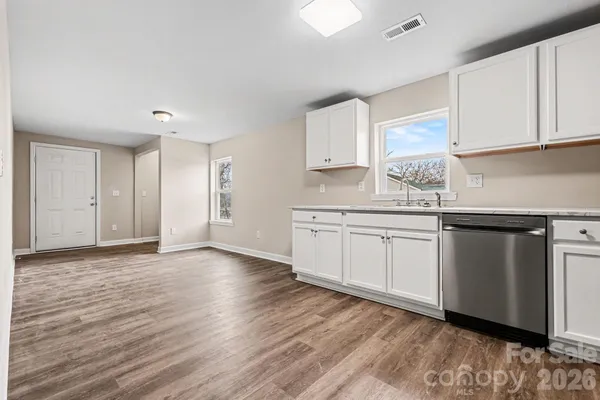 $239,900 | 214 Eastview Street, Morganton, NC 28655