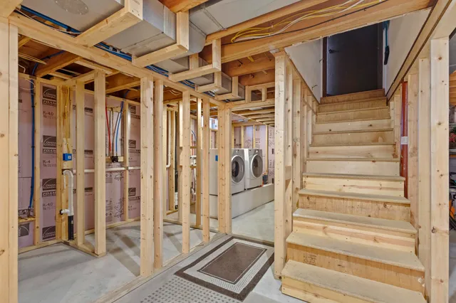 $319,900 | 1729 North Blossom Drive, Appleton, WI 54914